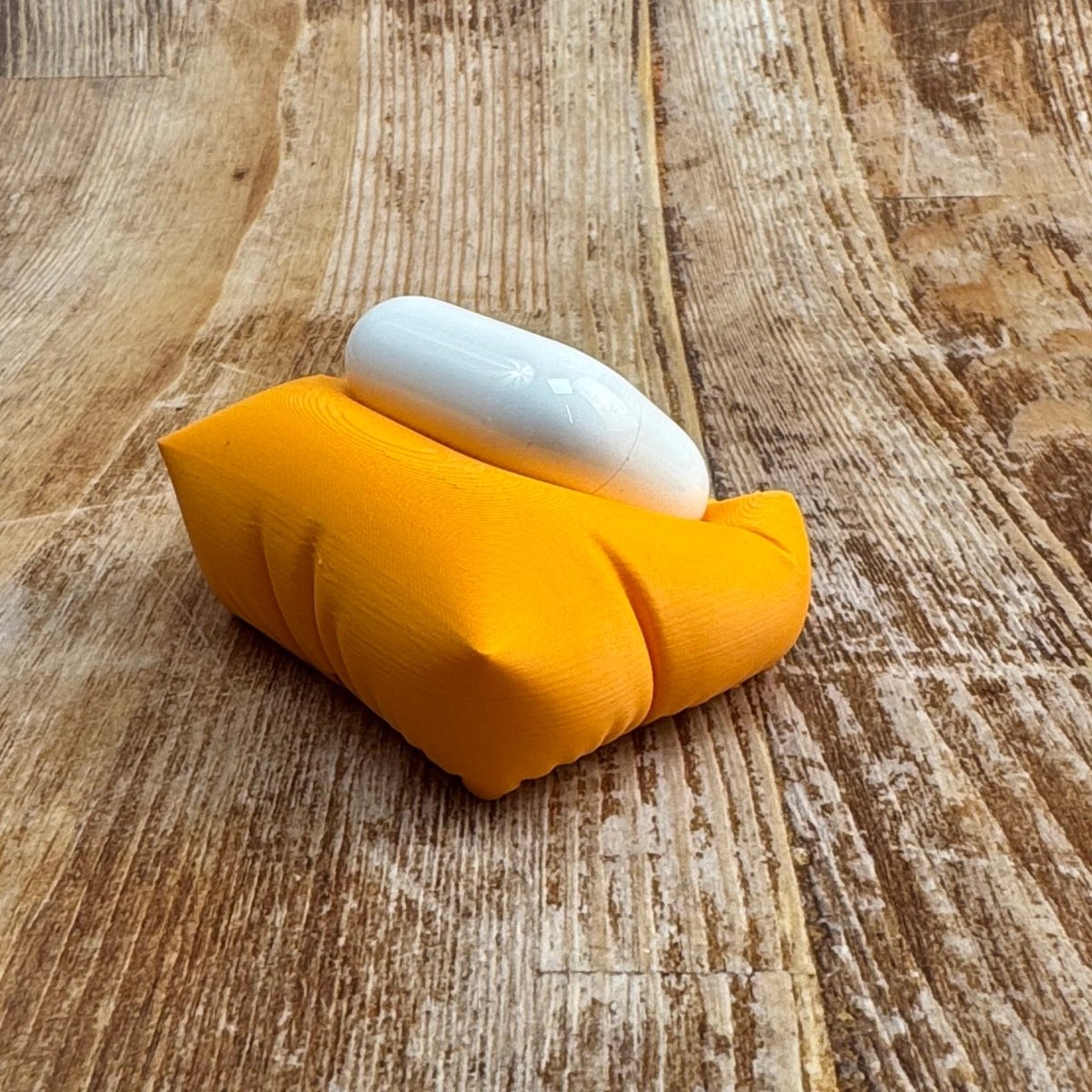 AirPods Ladesofa - MountainBock.ch - MB - 9782215